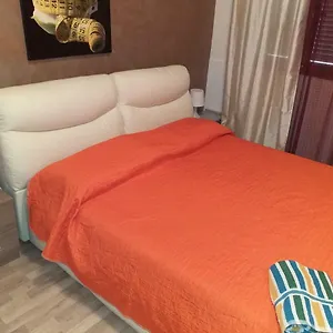 Bed&fly Near Airport Fontanarossa Bagno Privato In Frühstückspension